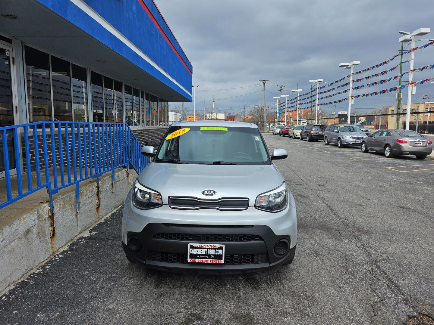 2018 SILVER KIA SOUL (KNDJN2A21J6) , located at 7600 S Western Ave., Chicago, IL, 60620, (773) 918-3980, 0.000000, 0.000000 - Photo#2